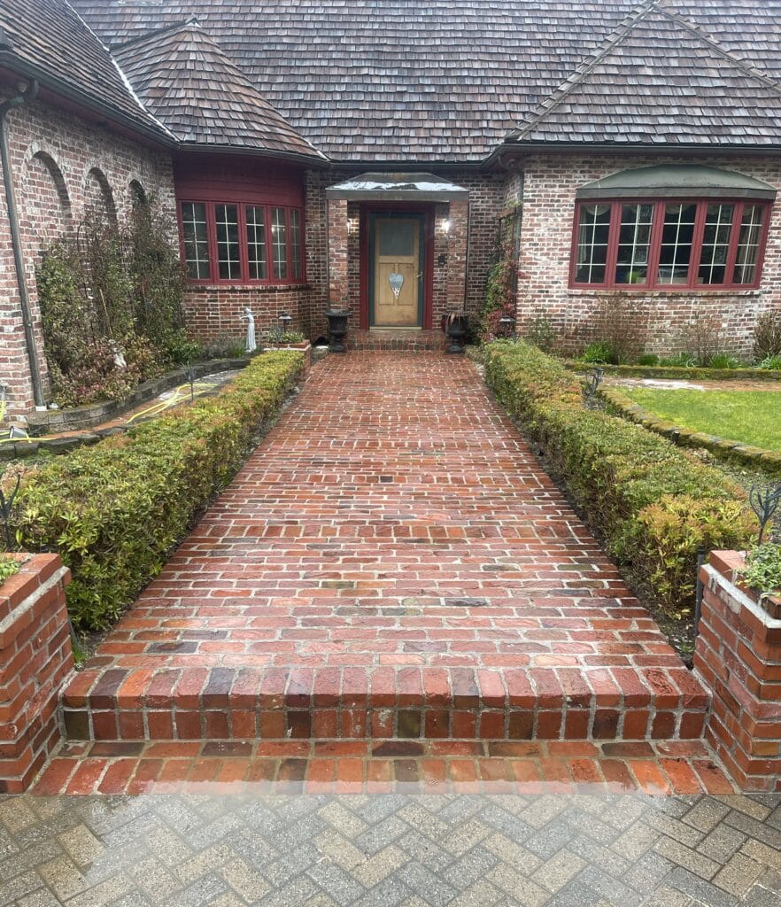 Pressure Washing Services in Bremerton WA